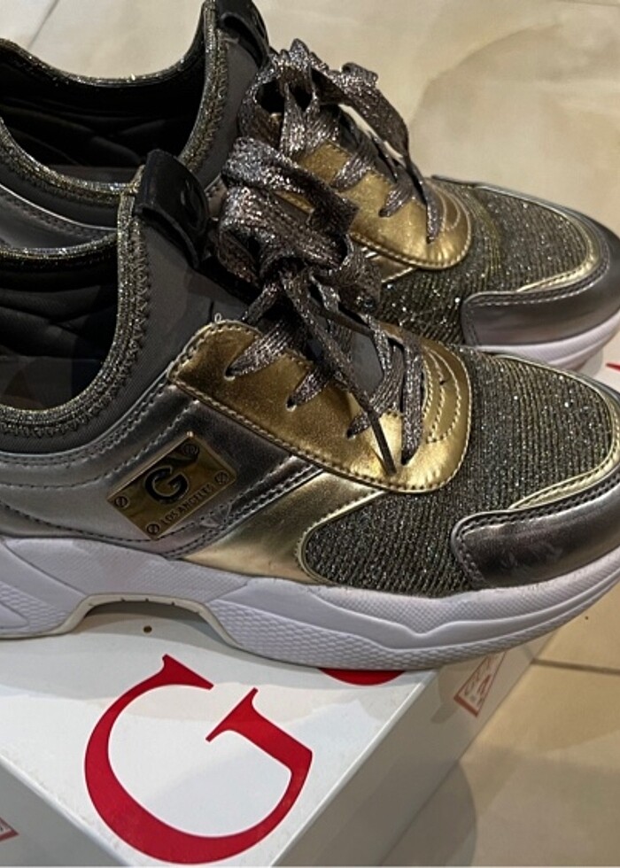 Guess sneakers - Görsel 2