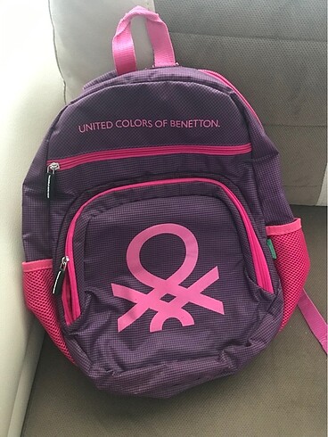 Benetton okul çantası
