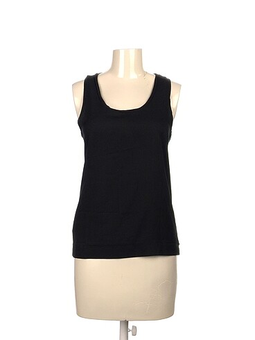 Mango T-shirt %70 İndirimli.