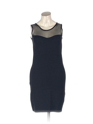 PreLoved Kısa Elbise %70 İndirimli.
