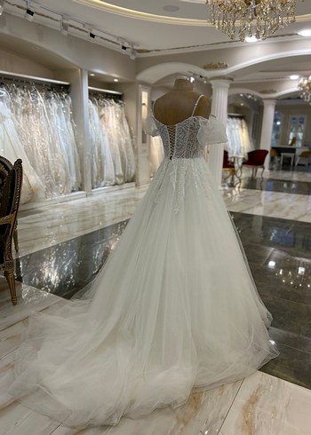 Balon Kollu A Kesim Uzun Beyaz Gelinlik - Görsel 5