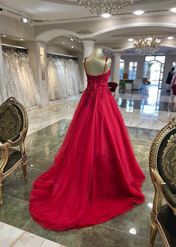 Kırmızı Nakışlı Uzun Abiye Elbise - Görsel 5