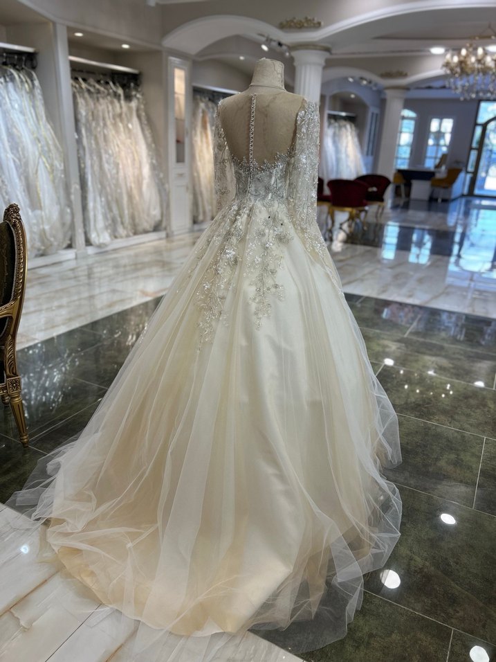 Uzun Kollu Modern Prenses Gelinlik (Sıfır) - Görsel 5