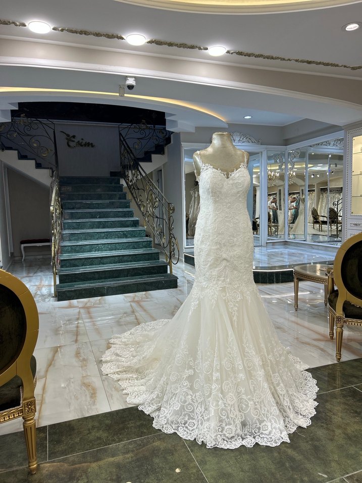 Beyaz Dantel Balık Model Gelinlik - Görsel 2