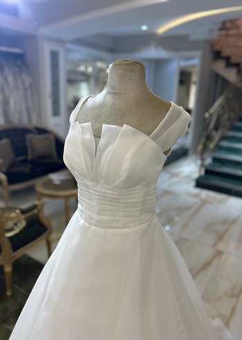 Sade A Kesim Beyaz Gelinlik - Görsel 3