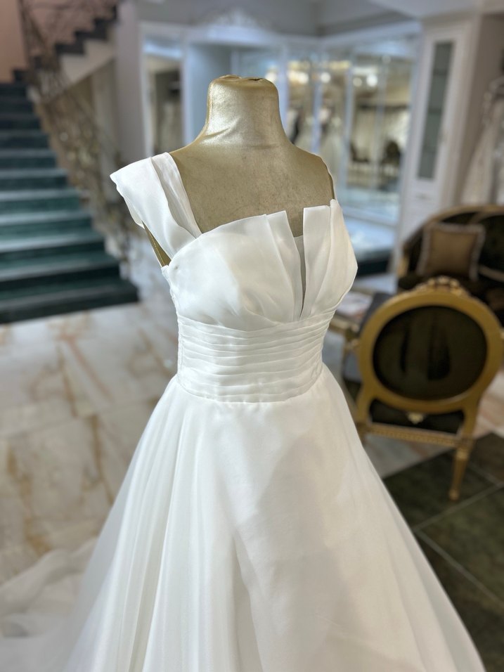 Sade A Kesim Beyaz Gelinlik - Görsel 4