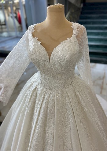 Uzun Kollu V Yaka Dubai Gelinlik - Görsel 3