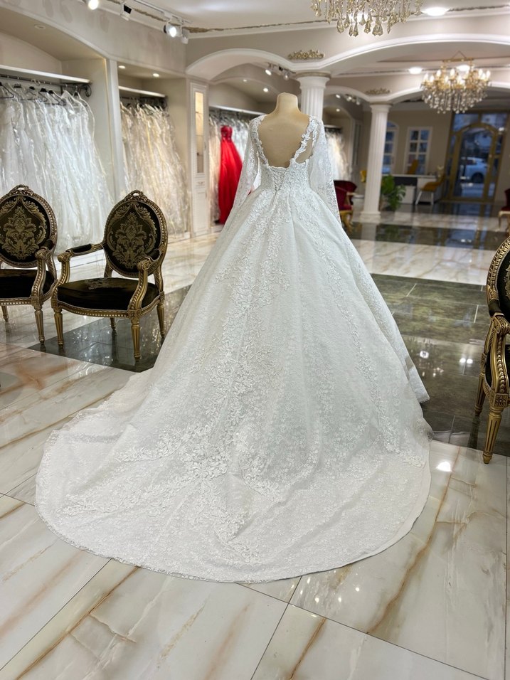 Uzun Kollu V Yaka Dubai Gelinlik - Görsel 5