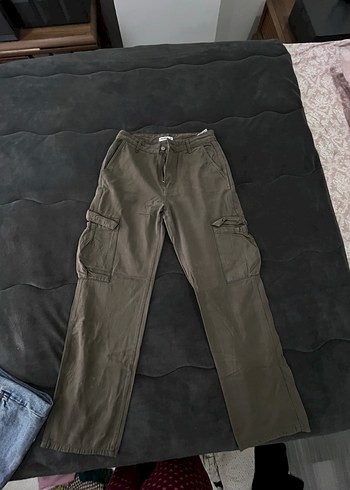 Pull and Bear Haki Kargo Pantolon