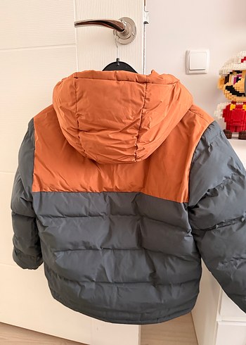 Kapüşonlu Gri Turuncu Erkek Çocuk Mont - Görsel 2