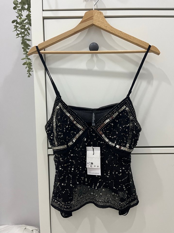 Stradivarius İşlemeli Siyah Askılı Mini Top - Görsel 2