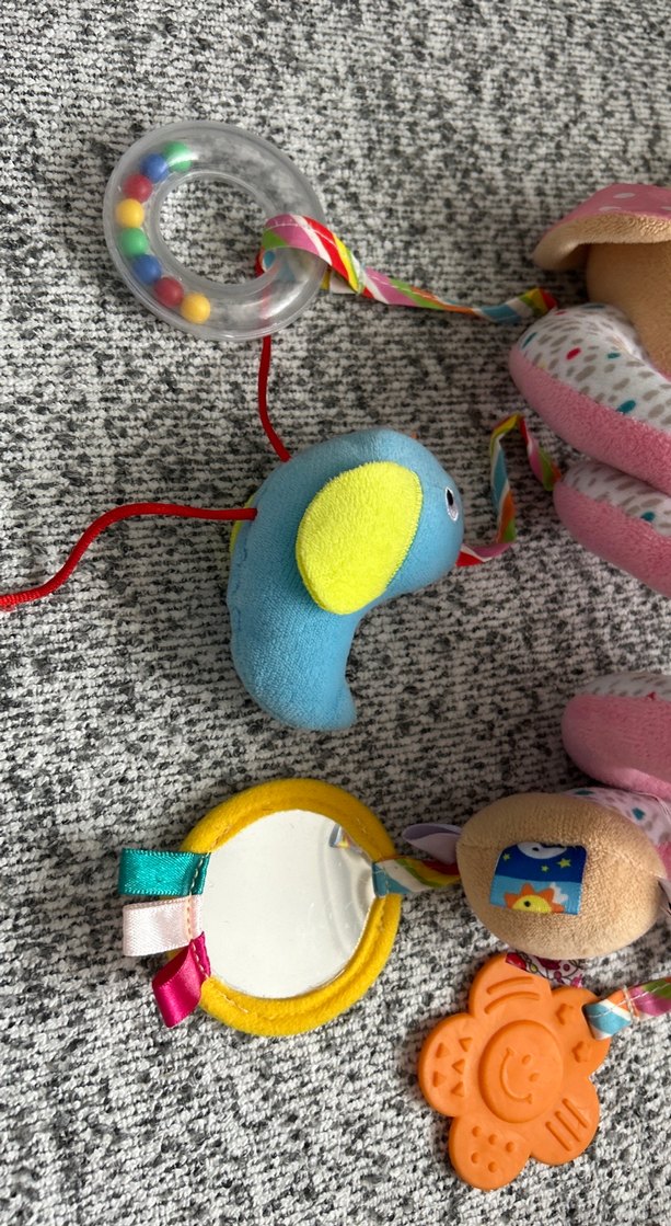 Dolambaçlı Çıngıraklı Diş Kaşıyıcılı Bebek Arabası Oyuncağı - Görsel 2