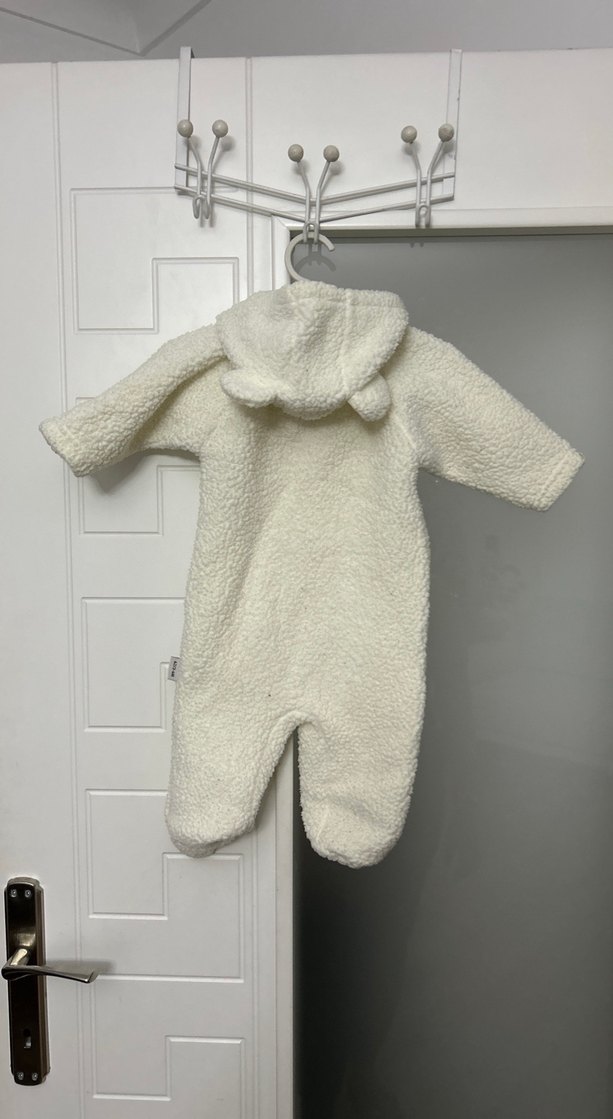 Beyaz Kürklü Bebek Tulumu Krem Peluş Bebek Tulumu - Görsel 3