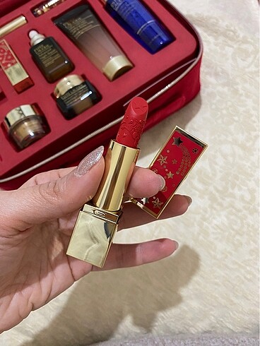 Estée Lauder ruj