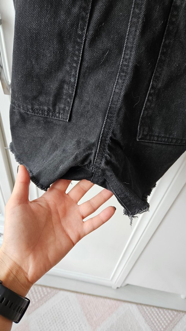 Kadın Siyah Denim Kısa Askılı Tulum - Görsel 4