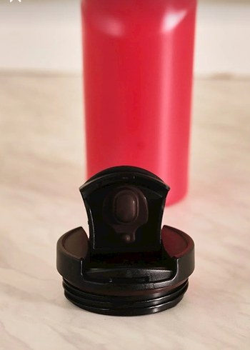 Kırmızı Renkli Çocuk Termosu - Görsel 4