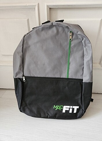 Spor sirt cantasi 