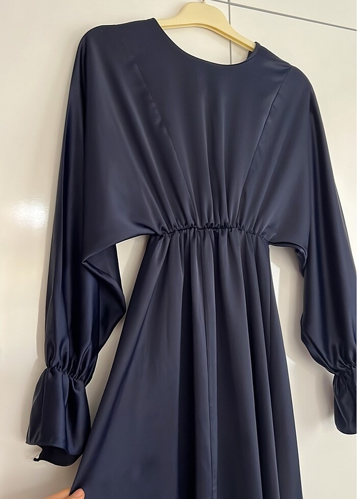 Lacivert abiye - Görsel 2