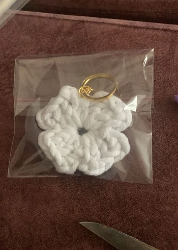 Örgü Çiçekli Bohem Kadın Anahtarlık - Görsel 2