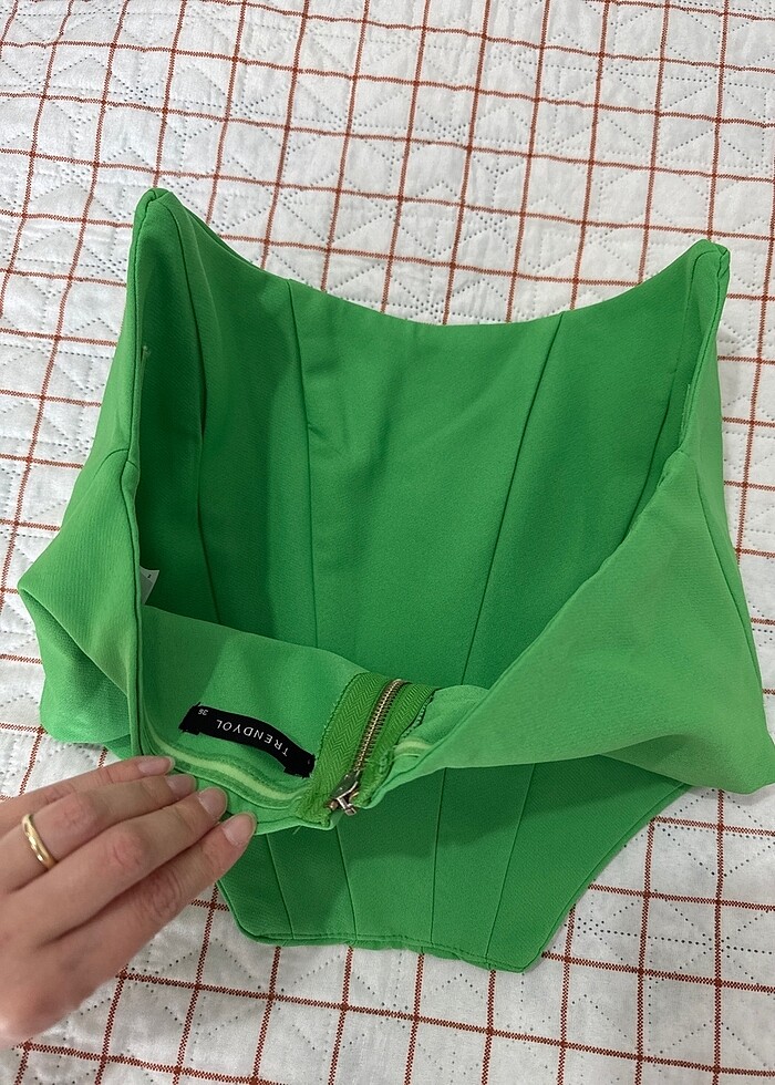 Büstiyer - Görsel 3