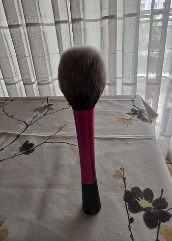 Beden Renk Pembe Parlak Makyaj Fırçası