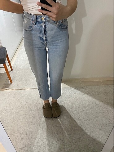 Zara Straight Jean