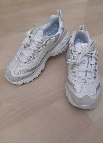 Skechers D'Lite 