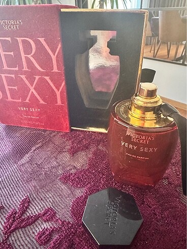 Beden Renk Boş victoria ?s secret parfüm şişesi ve kadife kutusu