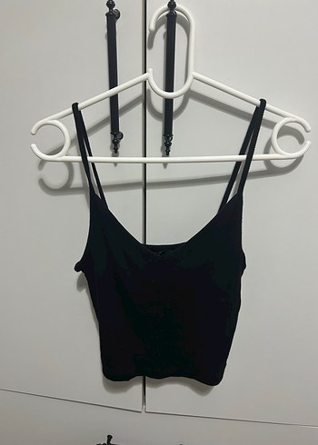 Siyah İnce Askılı Crop Top