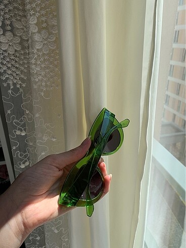 Güneş gözlüğü yeşil ve kırmızı - Görsel 7