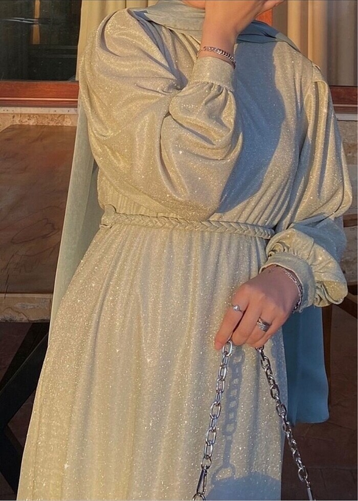 Birgül bektaş simli elbise - Görsel 2