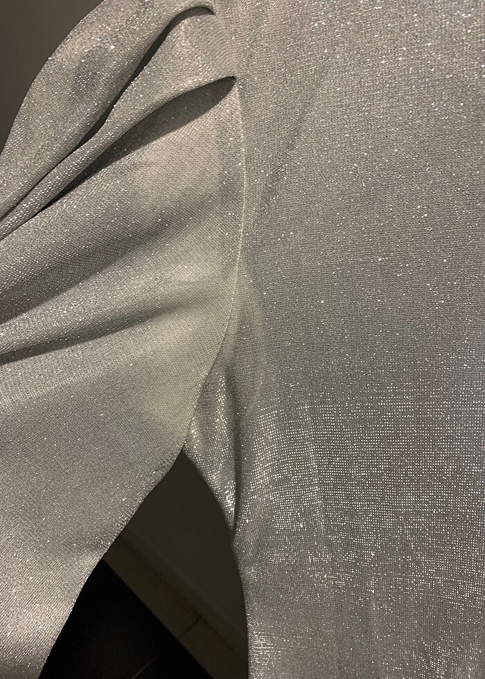 Birgül bektaş simli elbise - Görsel 5