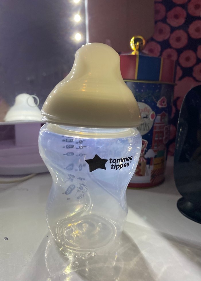Tommee Tippee Beyaz Bebek Biberonu - Görsel 4