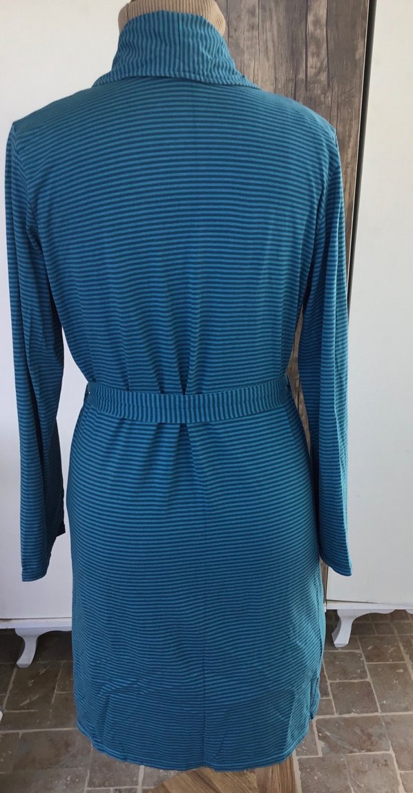 Uzun Kollu Mavi Kadın Sabahlık - Görsel 4