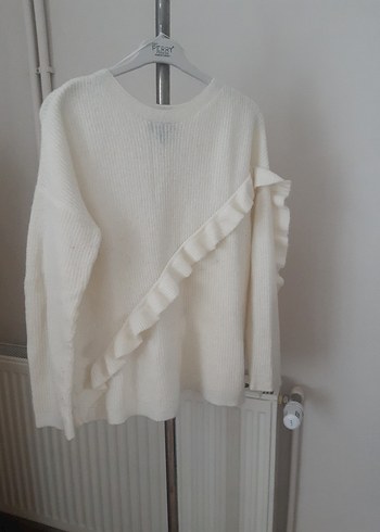 Beyaz Fırfırlı Kadın Triko Kazak - Görsel 5