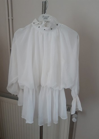 Beyaz, Fırfırlı, Yüksek Yakalı Rahat Bluz - Görsel 6