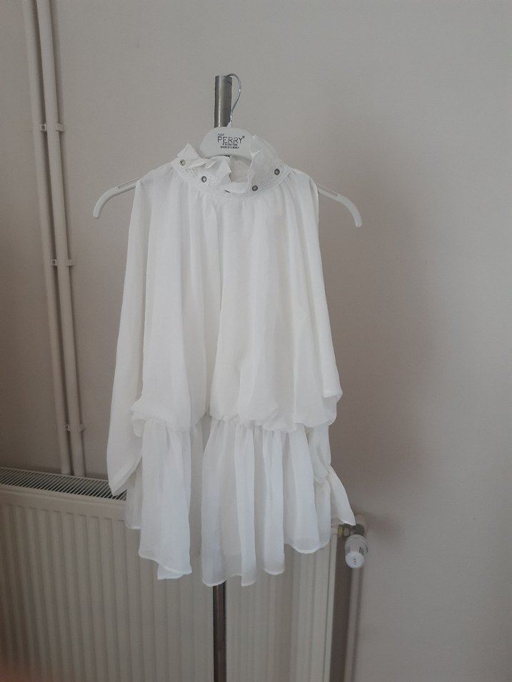 Beyaz, Fırfırlı, Yüksek Yakalı Rahat Bluz - Görsel 4