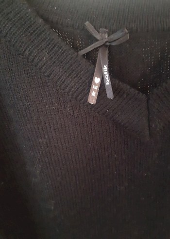 Düğmeli Siyah V Yaka Kadın Kazak - Görsel 2