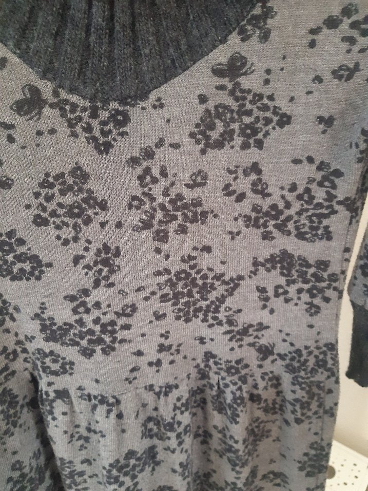 Gri Desenli Triko Midi Elbise - Görsel 2