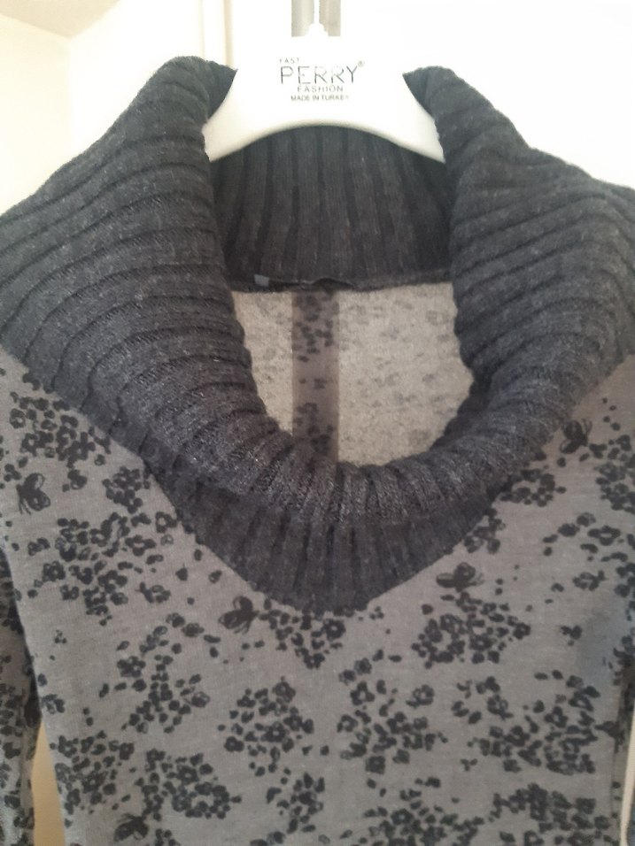 Gri Desenli Triko Midi Elbise - Görsel 3