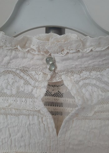 Dantel Detaylı Beyaz Bohem Uzun Kollu Bluz - Görsel 3