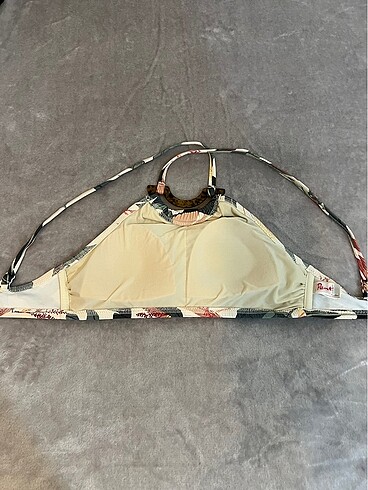 36 Beden çeşitli Renk Penti 36 beden bikini üstü