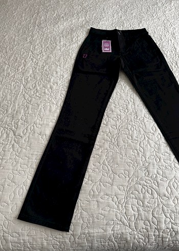 Uğur Uğur Okulları okul pantolonu