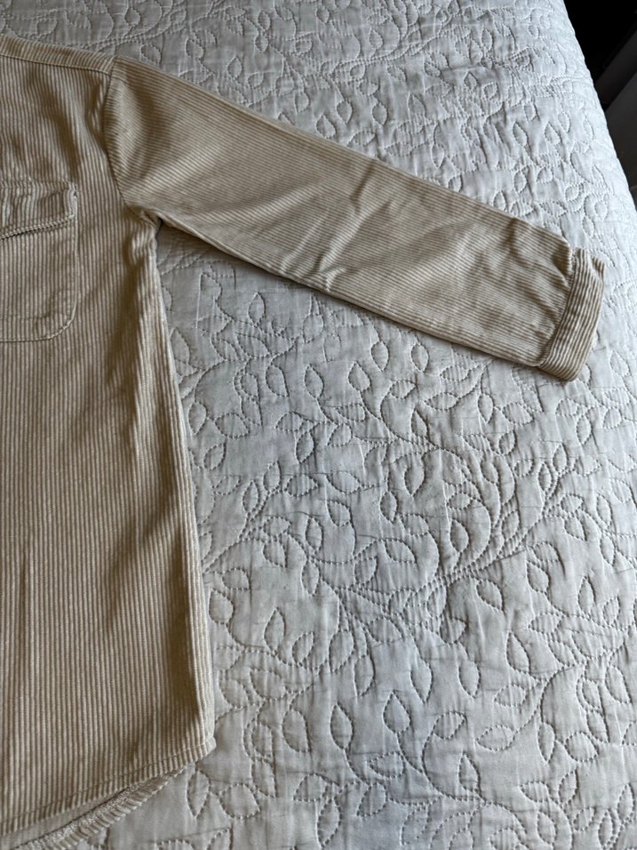 Bej Keten Düğmeli uzun kollu Gömlek - Görsel 4