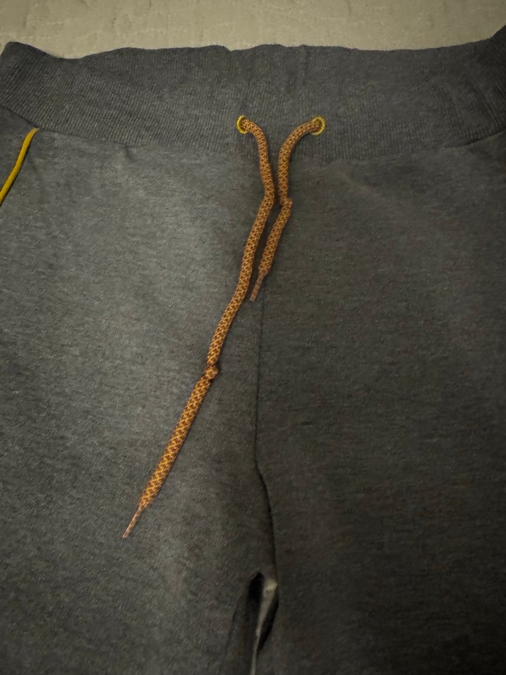 Gri Fermuarlı Erkek Eşofman Takımı UĞUR okulları - Görsel 4