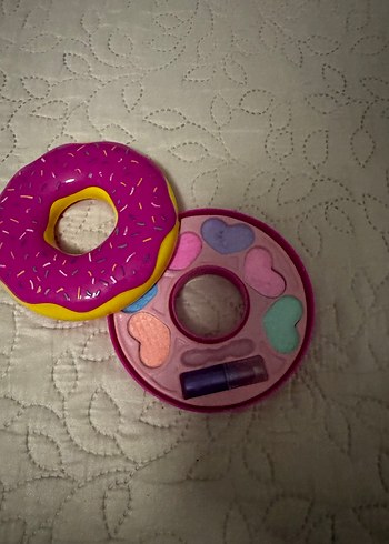 Pastel Pembe Kalp Göz Farı Paleti - Görsel 2