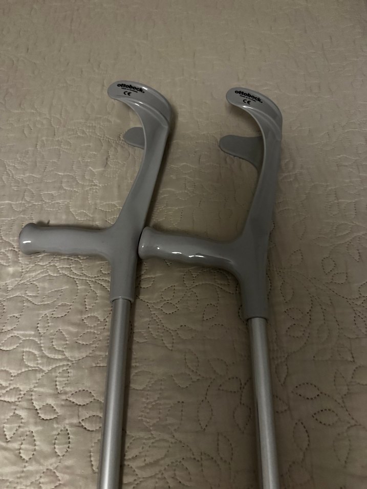 Gri Ayarlanabilir Destekli Kol Bastonu Çifti - Görsel 3