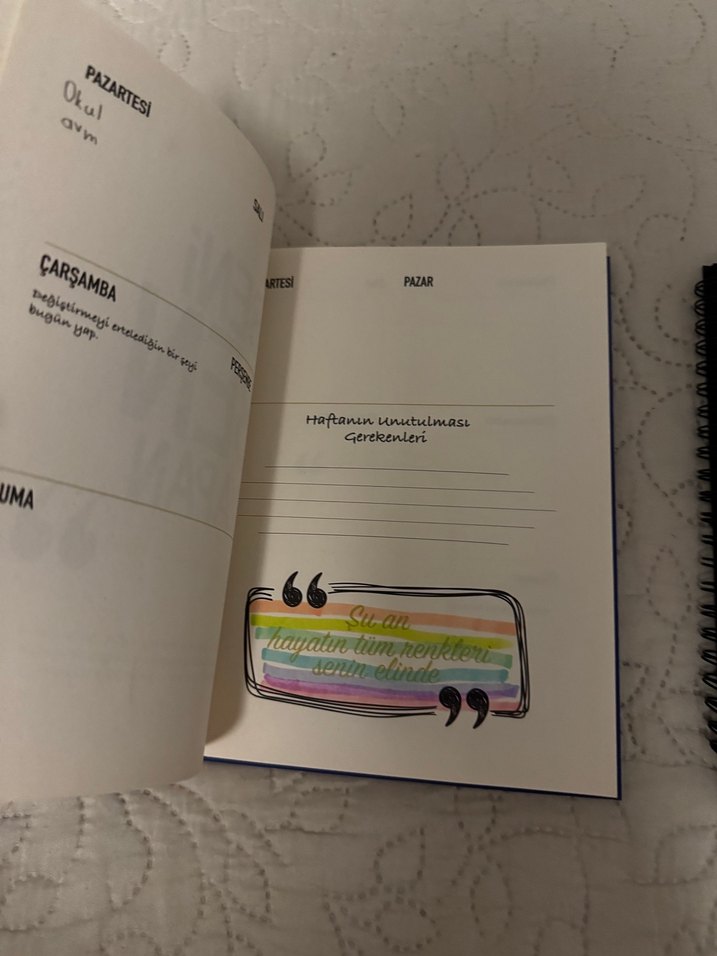 Siyah Spiralli Defter & Ceyda Düvenci Ajanda - Görsel 3