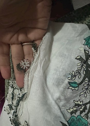 Dantel Detaylı Beyaz Vintage Kadın tülbent - Görsel 9