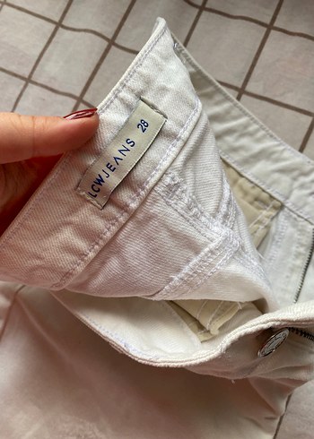 LC Waikiki Gri Beyaz Midi Denim Kadın Pantolon